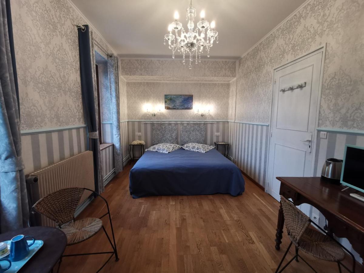 Le Coin Des Artistes Bed & Breakfast Живерни Екстериор снимка