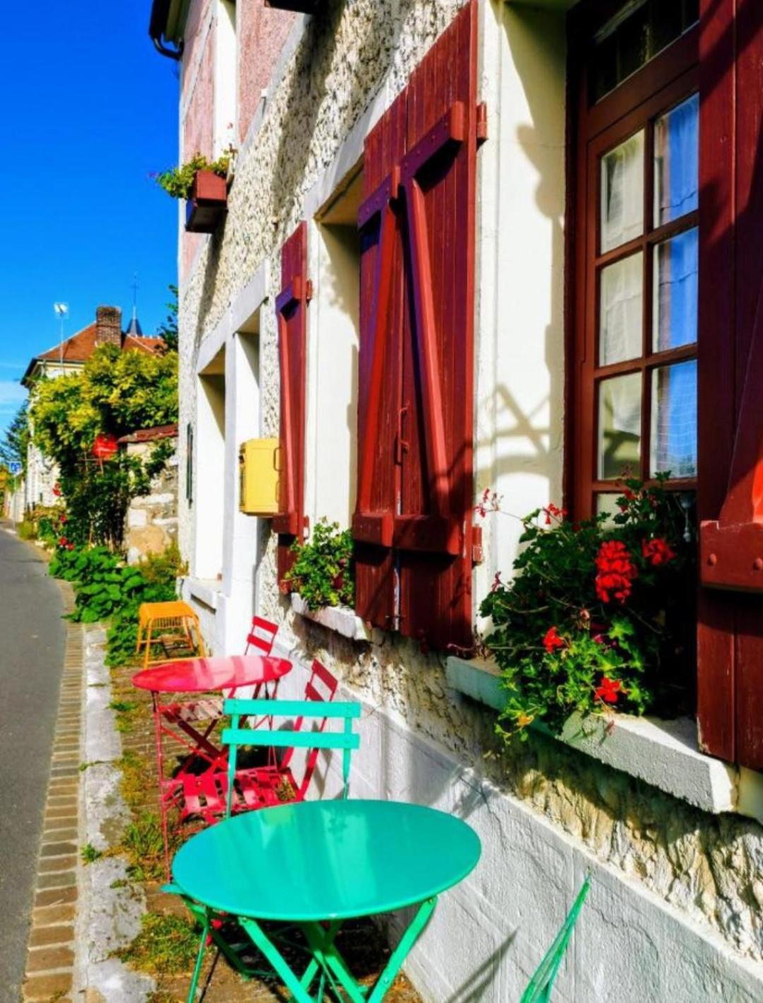 Le Coin Des Artistes Bed & Breakfast Живерни Екстериор снимка