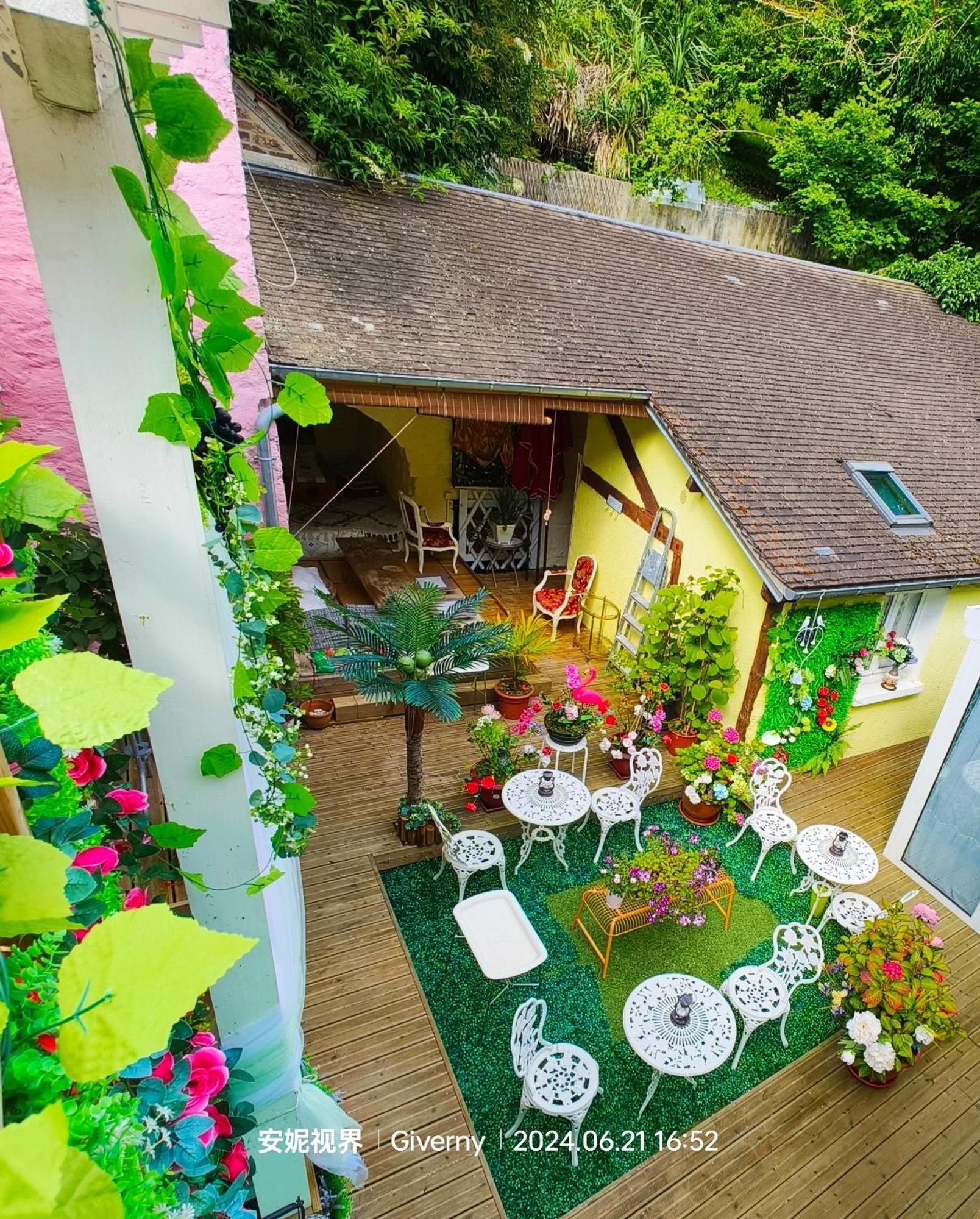 Le Coin Des Artistes Bed & Breakfast Живерни Екстериор снимка